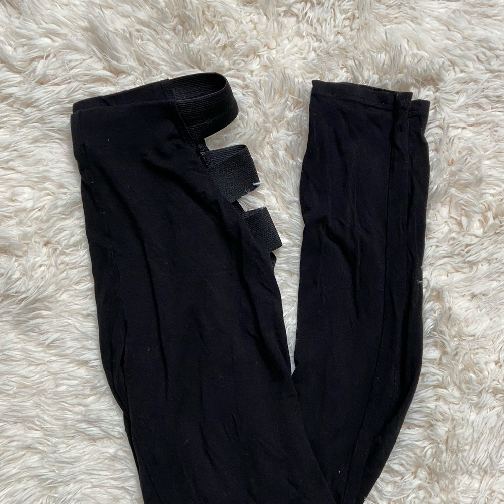 Black Leggings with Elastic Hip Ladder Cage Cutout Details